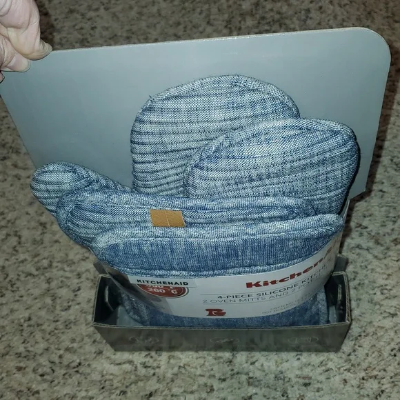 KitchenAid 4-Piece Silicone Kitchen Set - Picture 2 of 6